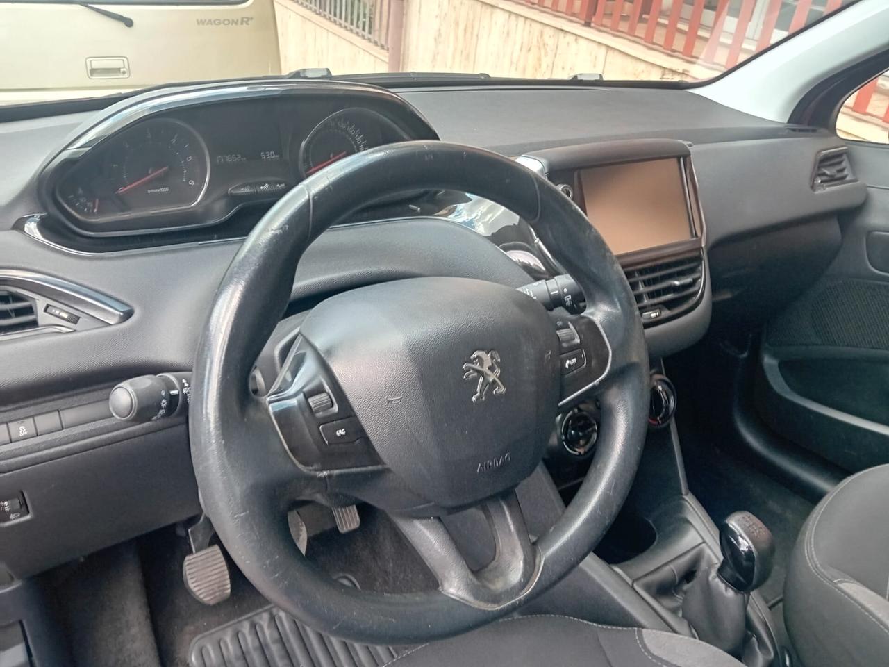Peugeot 208 1.4 HDi 68 CV 5 porte Active