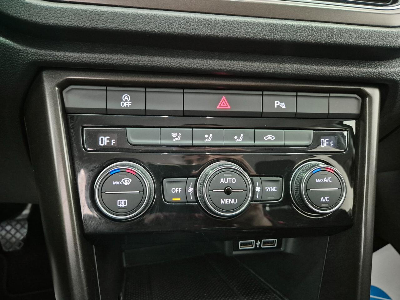 VOLKSWAGEN T-Roc Advanced 1.0 Tsi