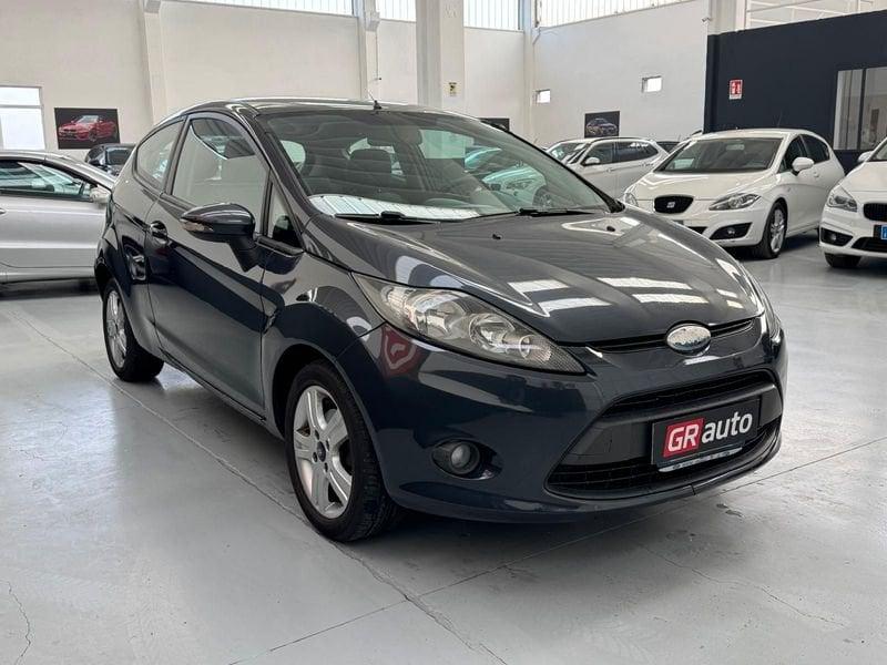 Ford Fiesta Fiesta 3p 1.4 tdci Titanium