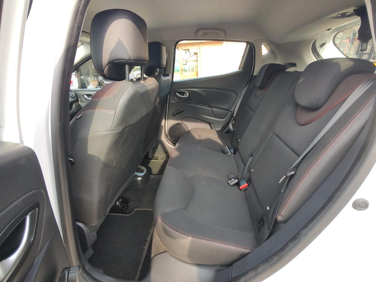 Renault Clio 1.2 75CV GPL 5 porte Wave, EURO 5B, CON SCADENZA 2035. OK NEOPATENTATI, GARANZIA L.12 MESI