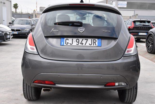 LANCIA Ypsilon 1.0 FireFly 5 porte S&S Hybrid Gold