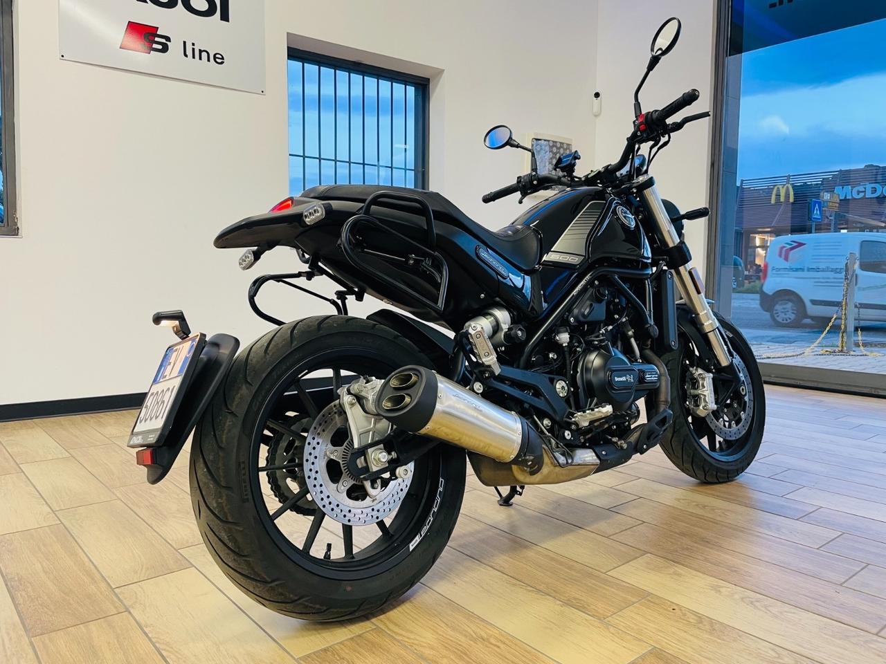 Benelli Leoncino 500