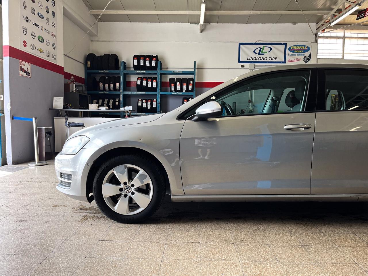 Volkswagen Golf VII 1.6 TDI Bluemotion