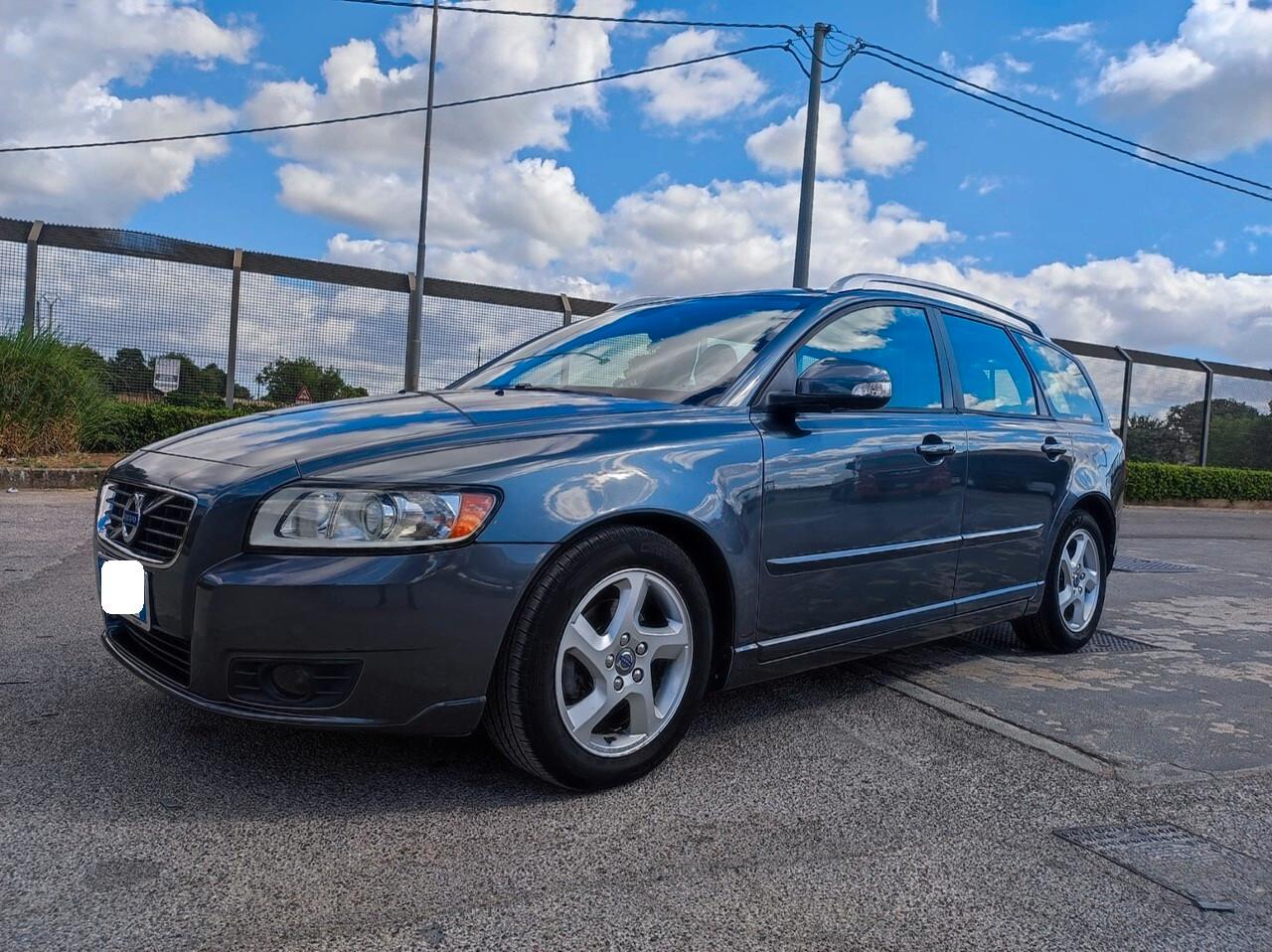 Volvo V50 D2 POLAR PLUS