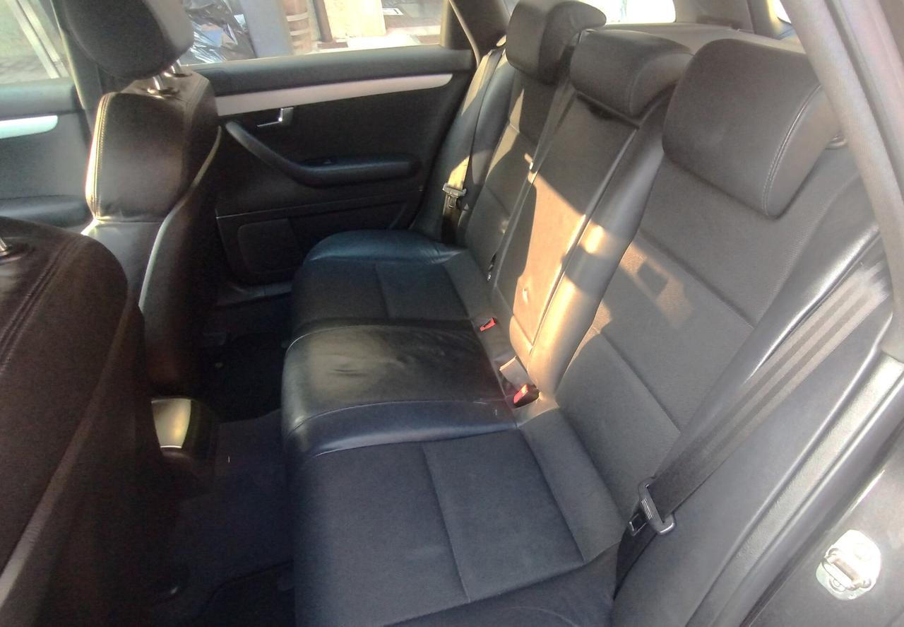 Audi A4 Avant 2.0 TDI 143CV S-Line