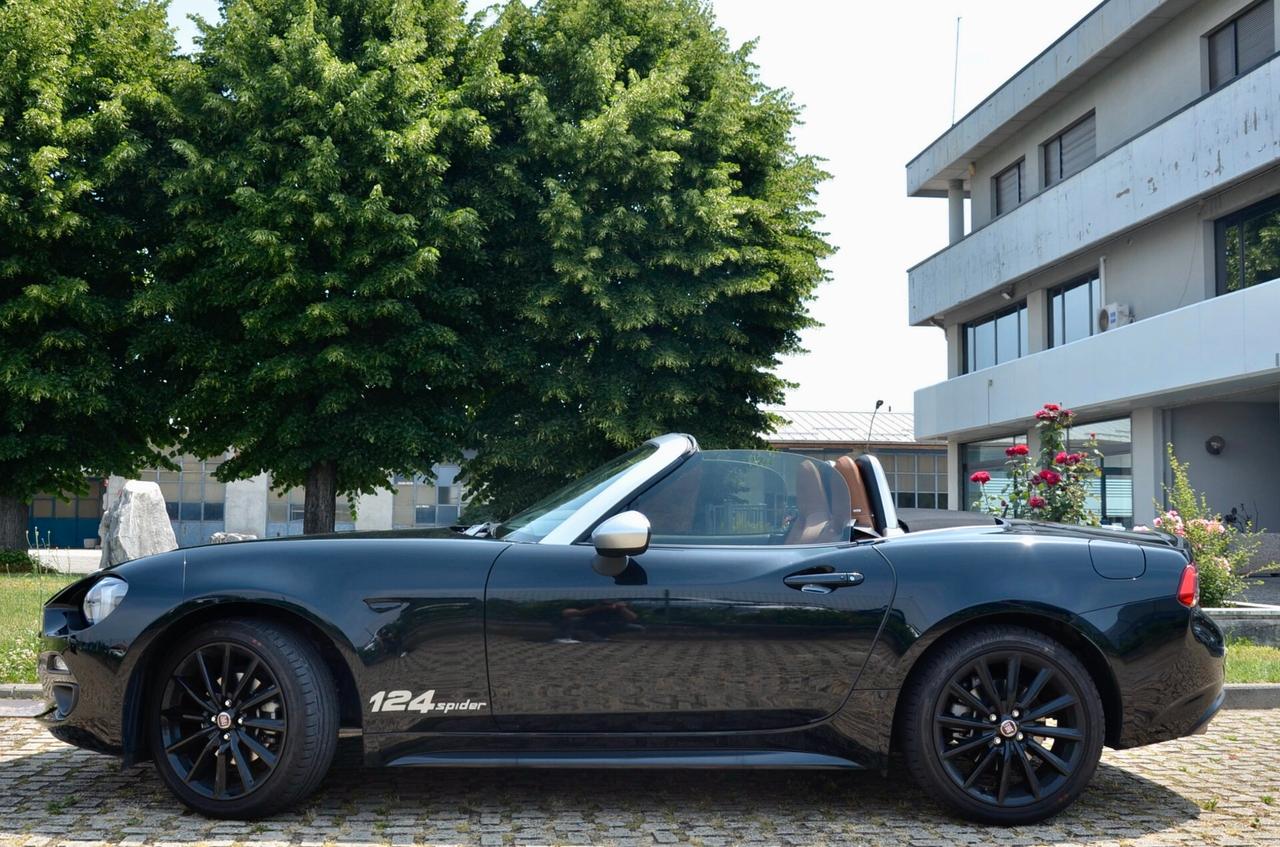 FIAT 124 SPIDER 1.4 M-AIR LUSSO 140cv MANUALE, EURO 6D, UFF ITALIANA, BOOK SERVICE, BOSE, NAVI, RETROCAMERA, PERMUTE