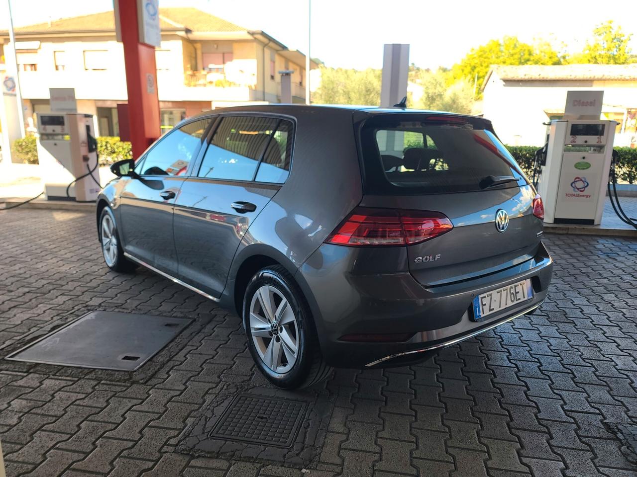 Volkswagen Golf 1.5 TGI DSG BlueMotion 2020 promo