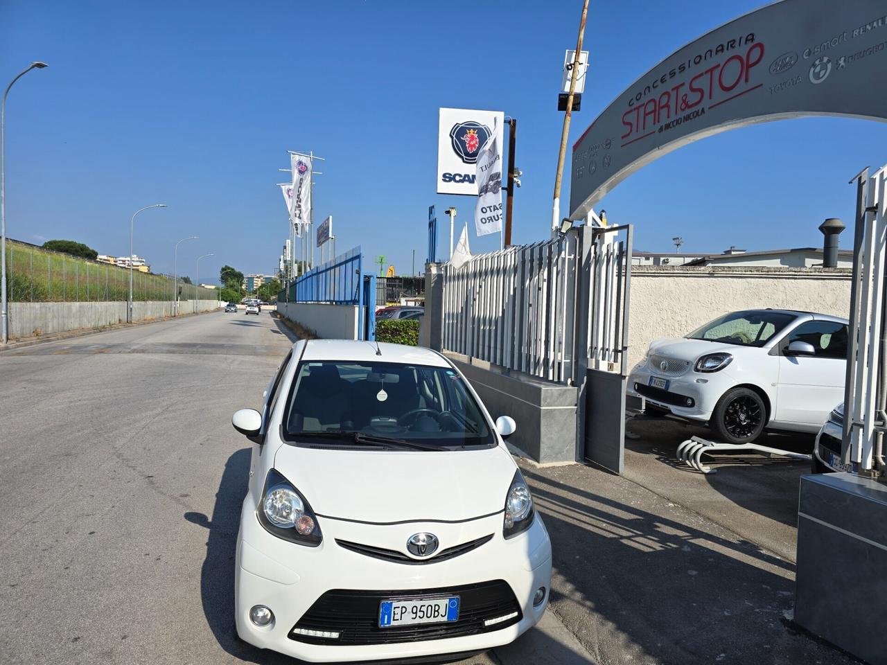 Toyota Aygo 1.0 12V VVT5 porte Lounge Connect MMT