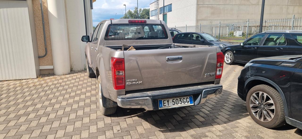 Isuzu D-Max 2.5 Crew Cab Solar Plus 4WD