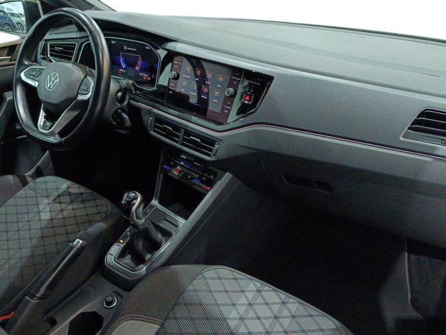 VOLKSWAGEN Polo 1.0 TSI R-Line