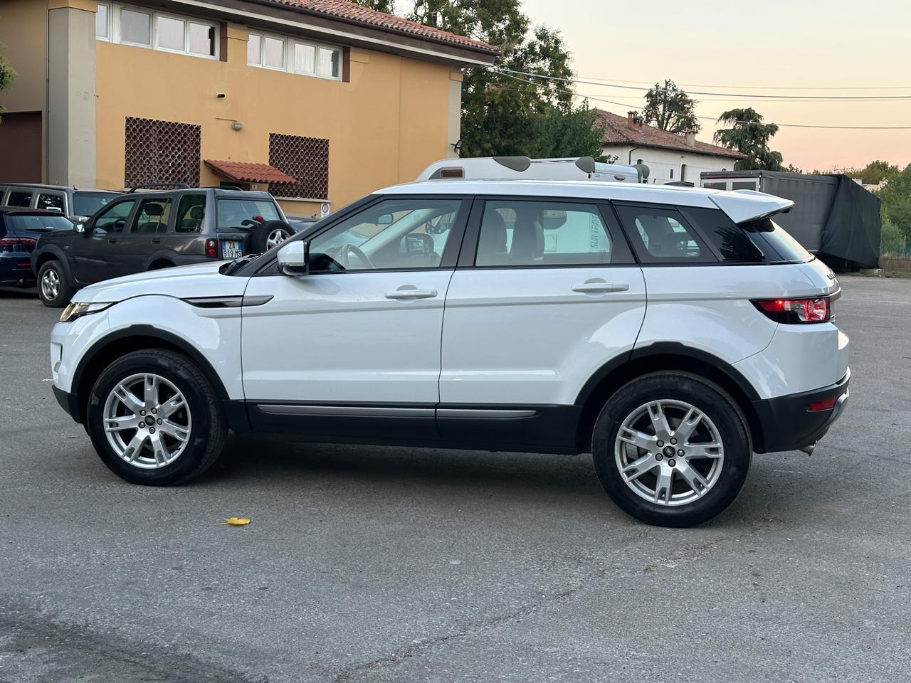 Land Rover Range Evoque 2.2 TD4 5p. Prestige