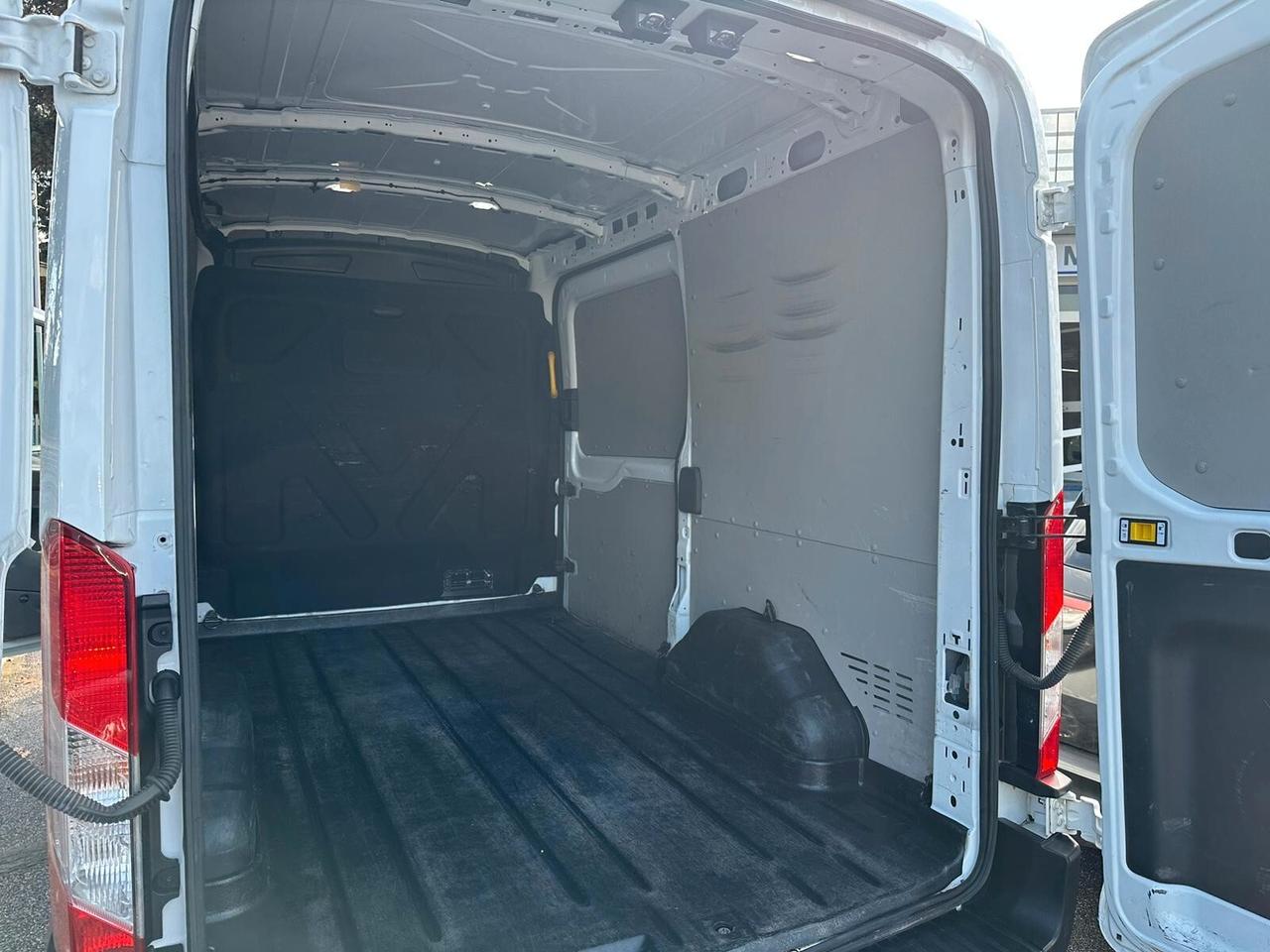 Ford Transit v363 van