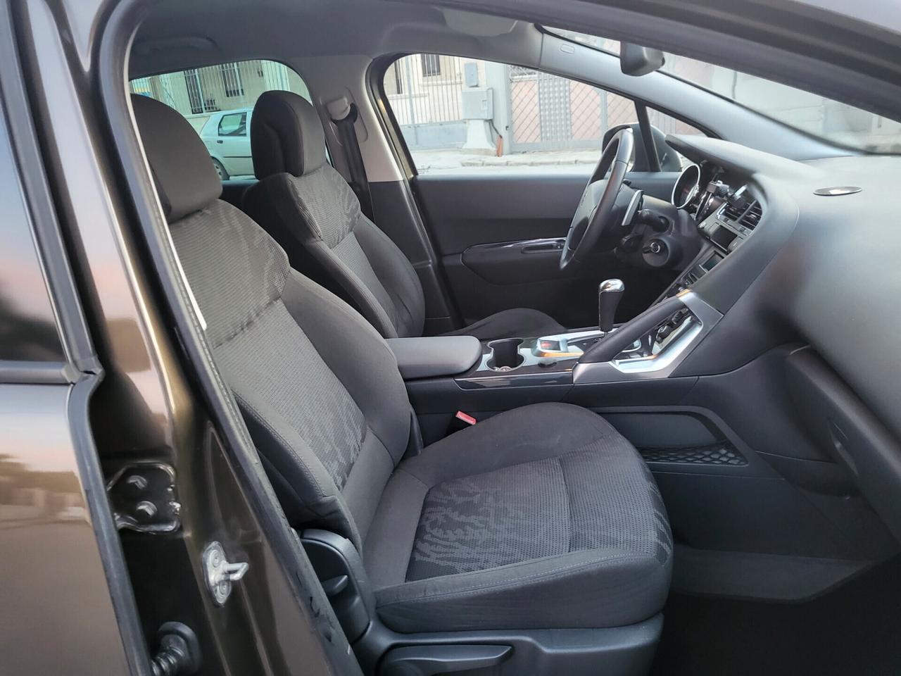 Peugeot 3008 1.6 e-HDi 112CV Automatica/Active