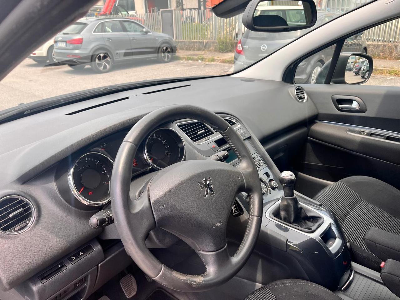 Peugeot 5008 1.6 VTi 120CV **SOLO EXPORT**