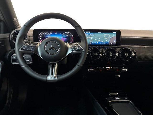 MERCEDES-BENZ A 180 d Automatic Advanced