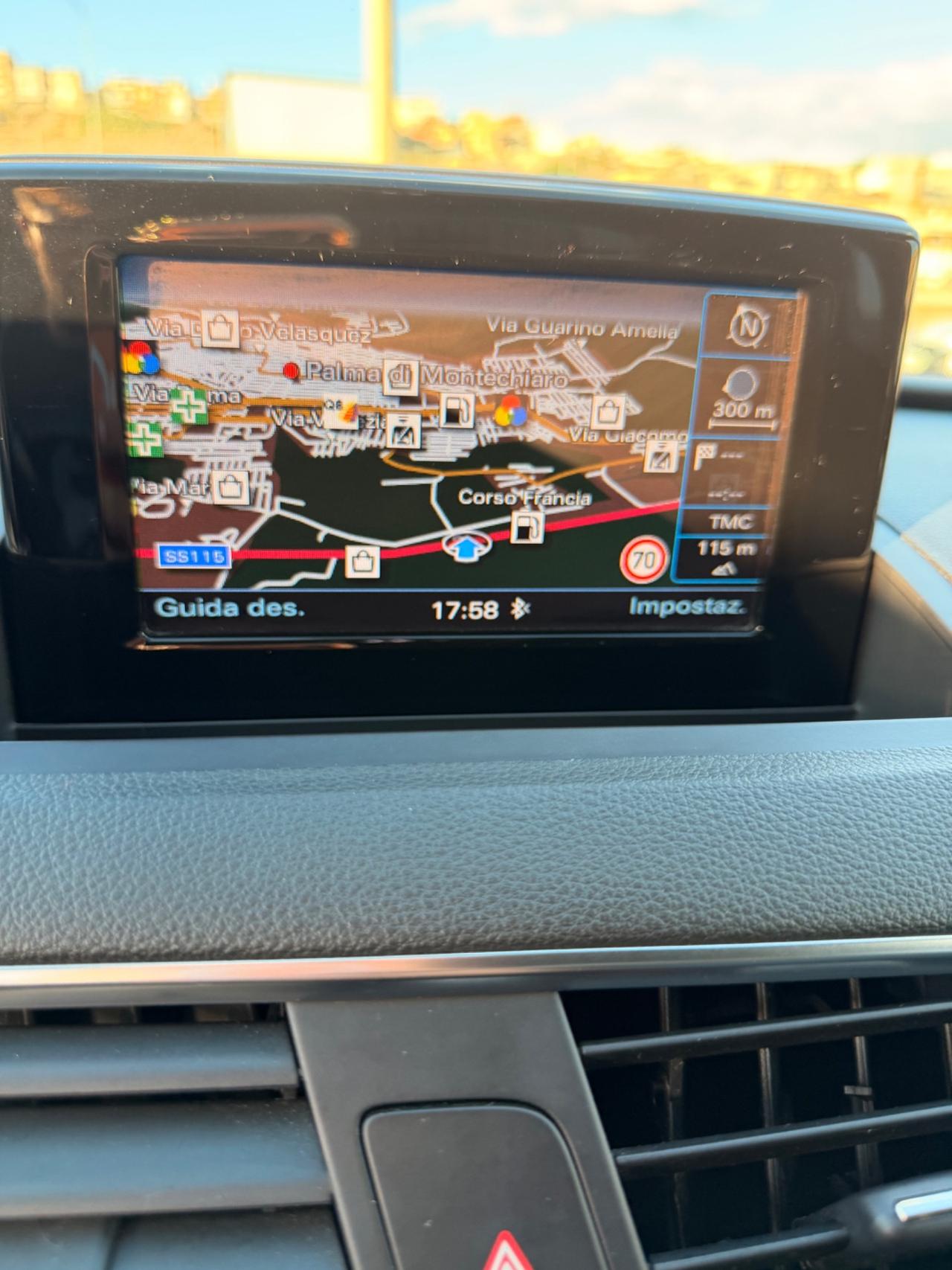 Audi Q3 2.0 TDI 150 CV anno 2016 con gancio traino