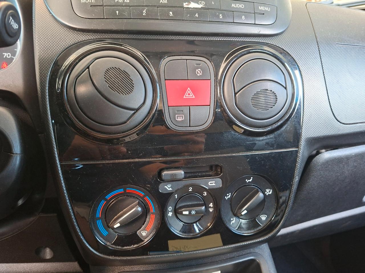 Fiat Qubo 1.3 MJT 75 CV - adatta Neopatentati