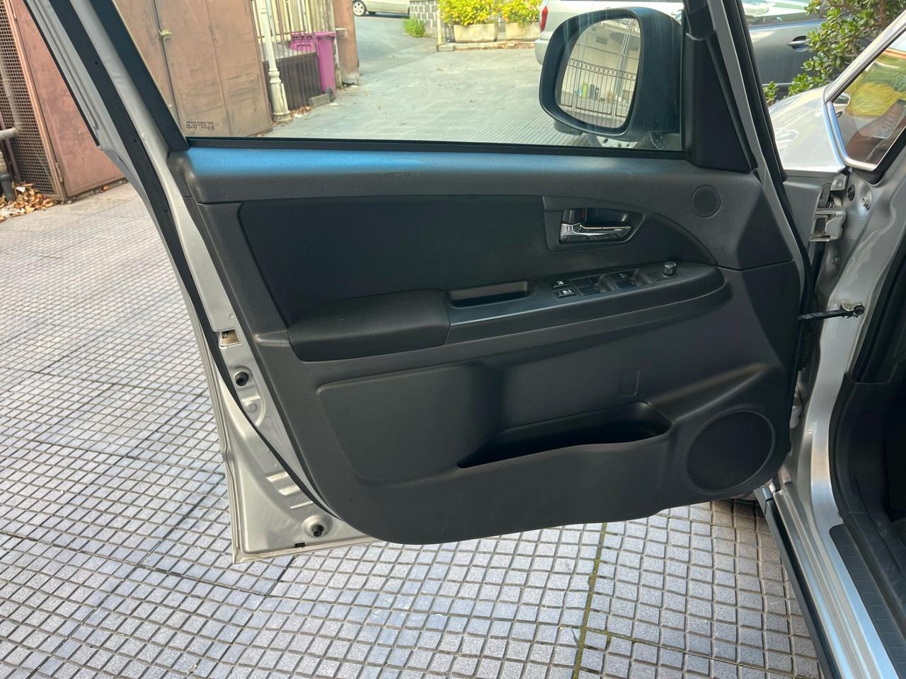 Fiat Sedici 2.0 MJT 16V DPF 4x4 Emotion