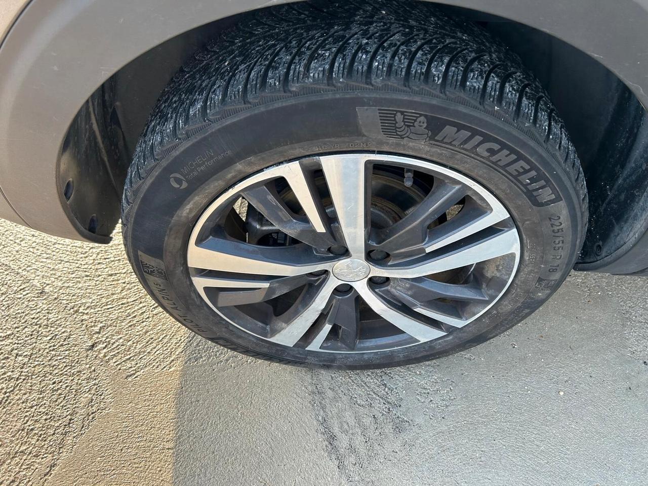 Peugeot 5008 BlueHDi 130 S&S EAT8 Allure Pack