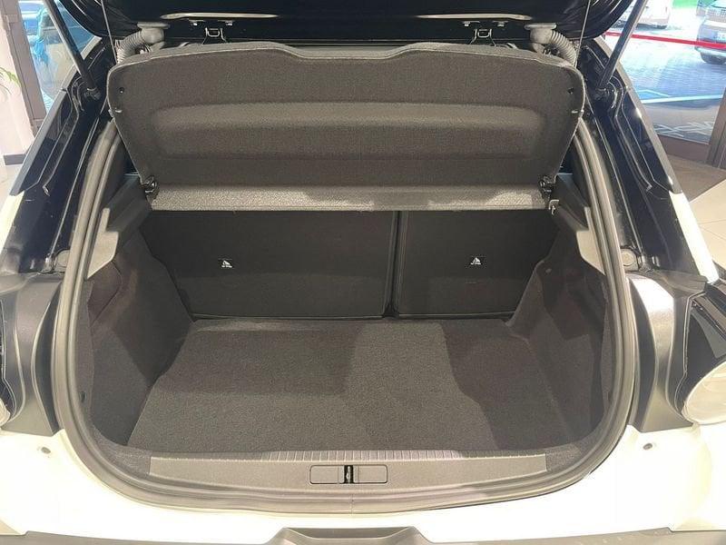 Lancia Ypsilon Ypsilon Hybrid e-DCT