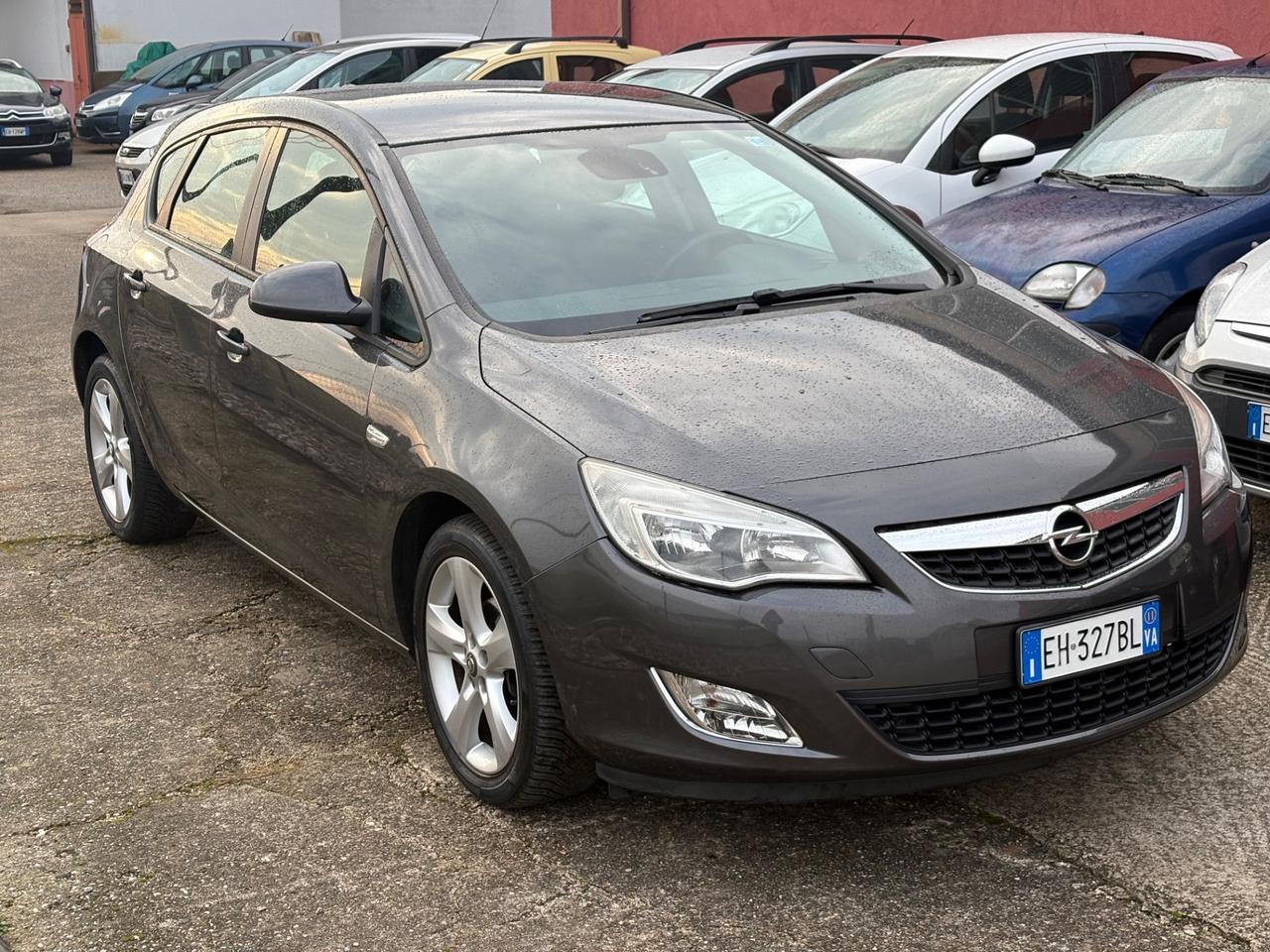 Opel Astra 1.6 115CV 5 porte Cosmo