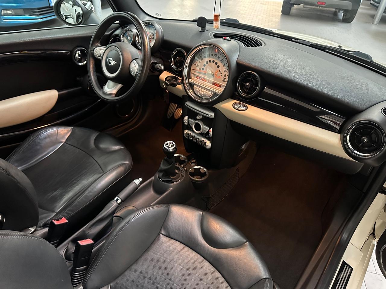 Mini 1.6 16V allestimento John Cooper Works Cabrio