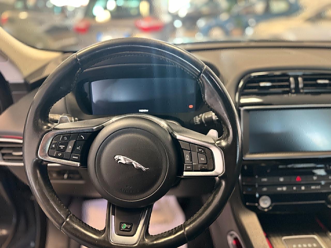 Jaguar F-Pace 2.0 D 240 CV AWD aut. R-Sport- SUPER PREZZO