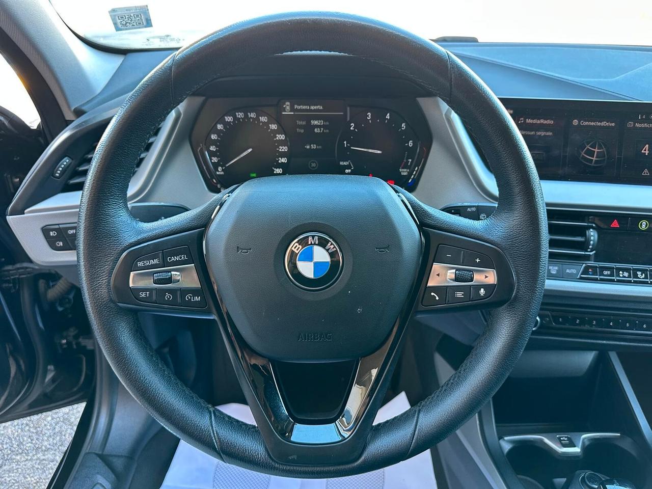 BMW 116 Serie 1 F40 116i Msport Exterior ok neopatentati