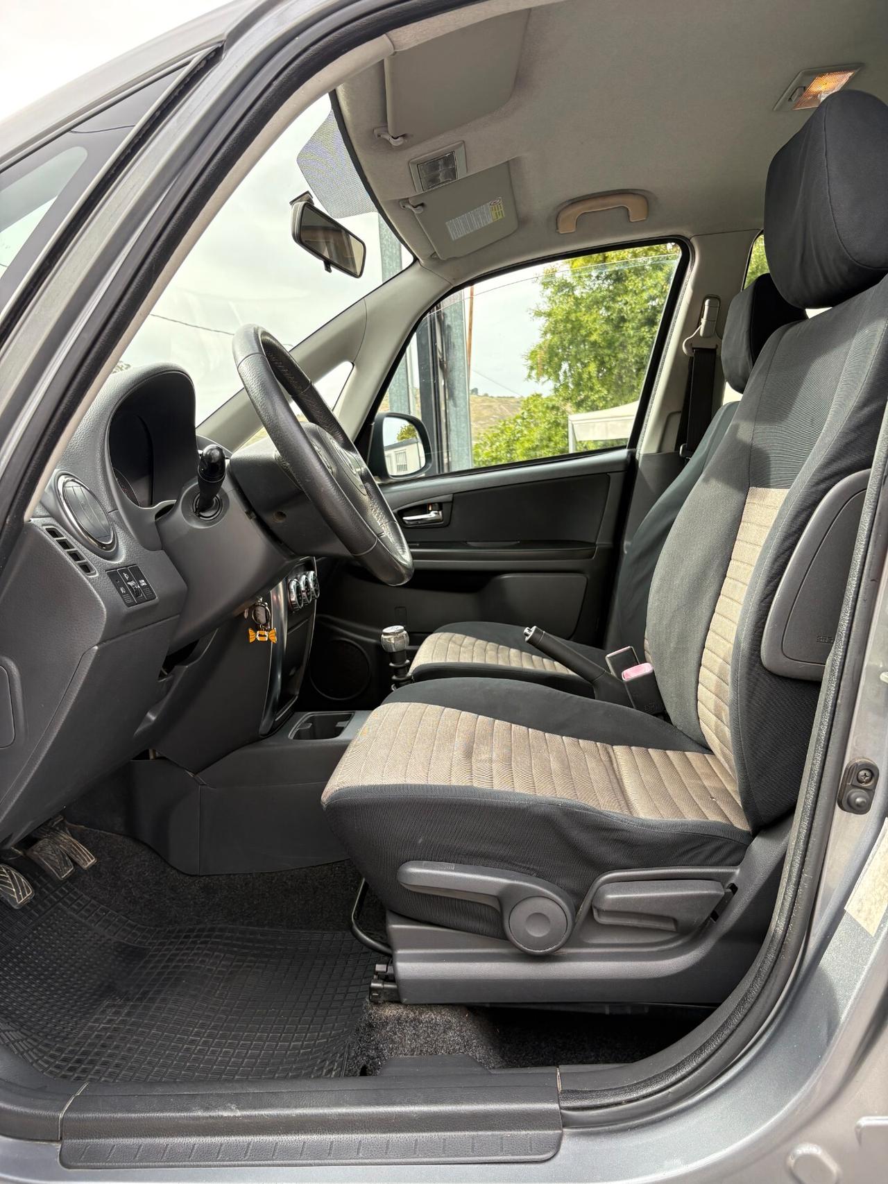 Fiat Sedici 4X4 1.9 MJT (GANCIO TRAINO)