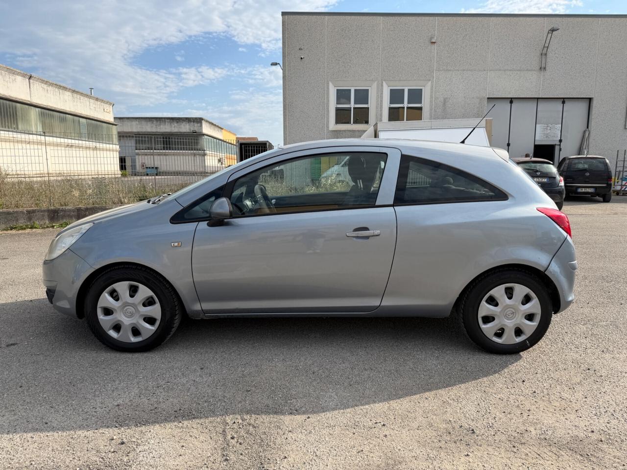Opel Corsa 1.2 3 porte