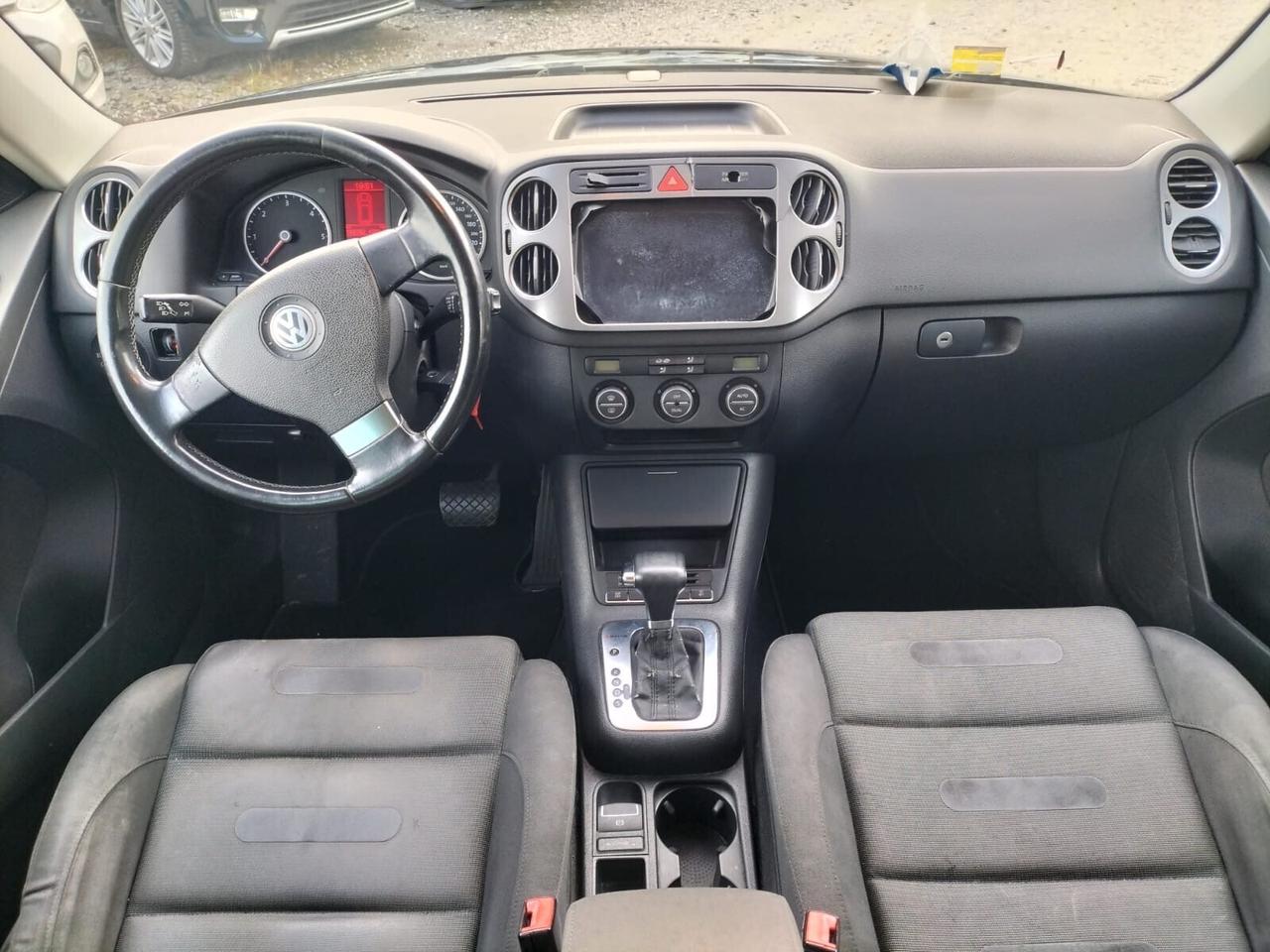 Volkswagen Tiguan 2.0 16V TDI DPF Trend & Fun (18°)