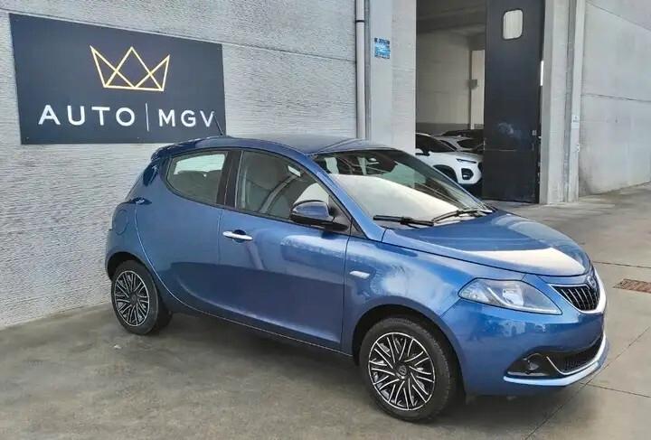 Lancia Ypsilon 1.0 FireFly 5 porte S&S Hybrid Silver Plus