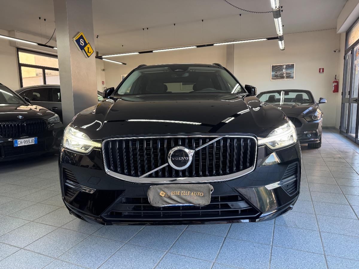 VOLVO XC60 -B4 automatico Core UNICO PROP/ RETROCAMERA/ LED/ SEDILI ELETTRICI