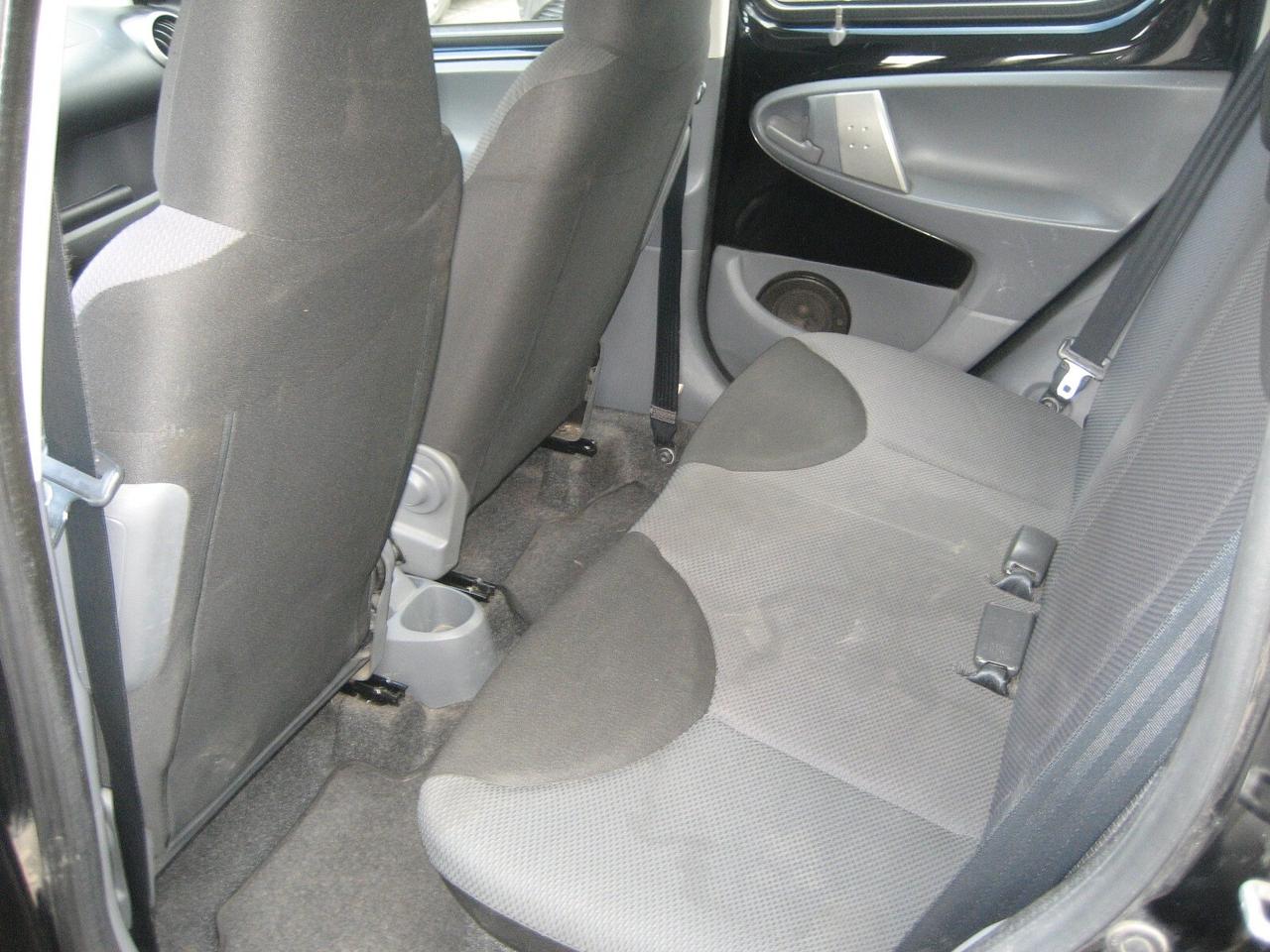 Toyota Aygo 1.0 12V VVT-i 5 porte Sol