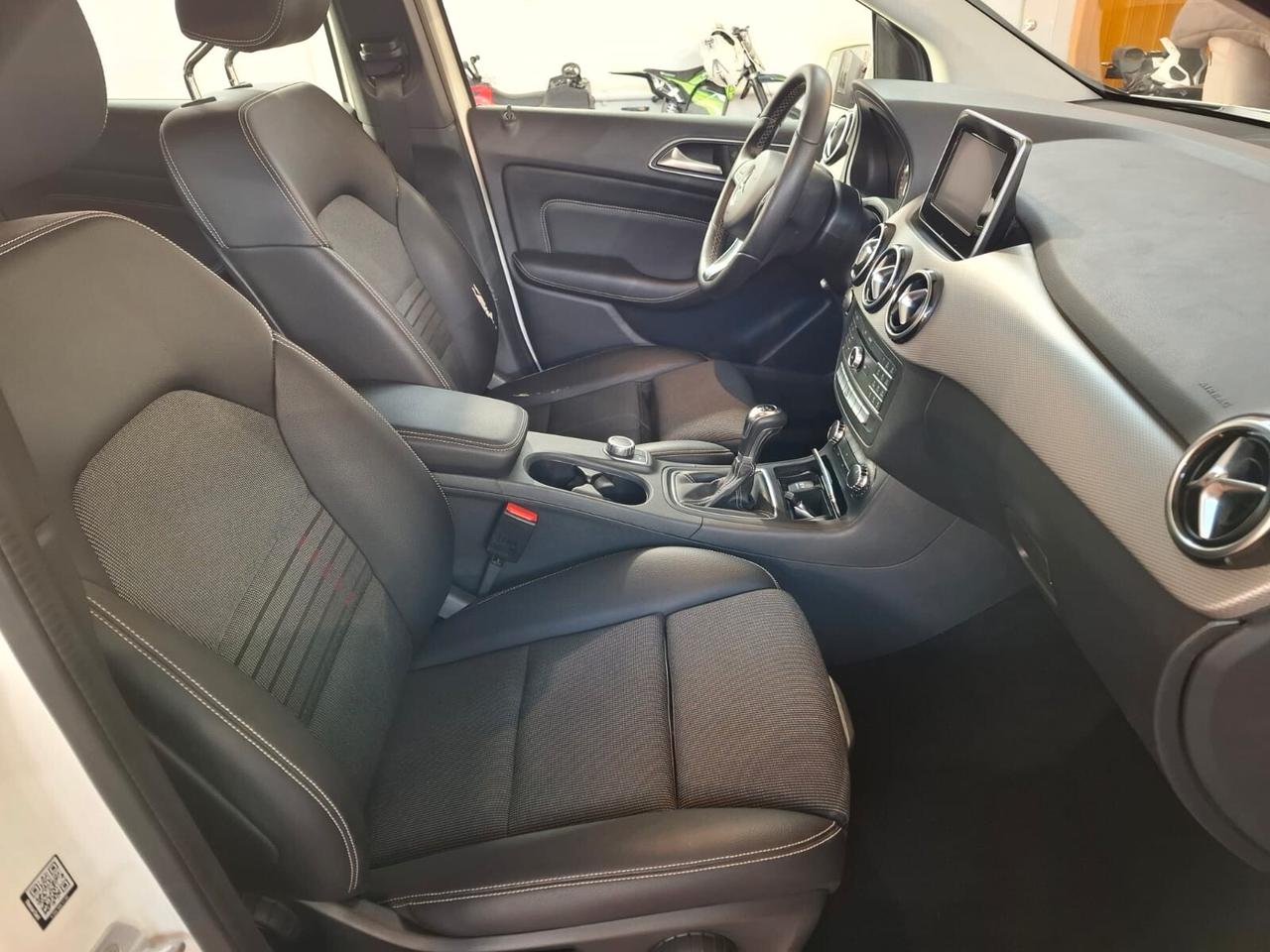 Mercedes-benz B 250 Premium