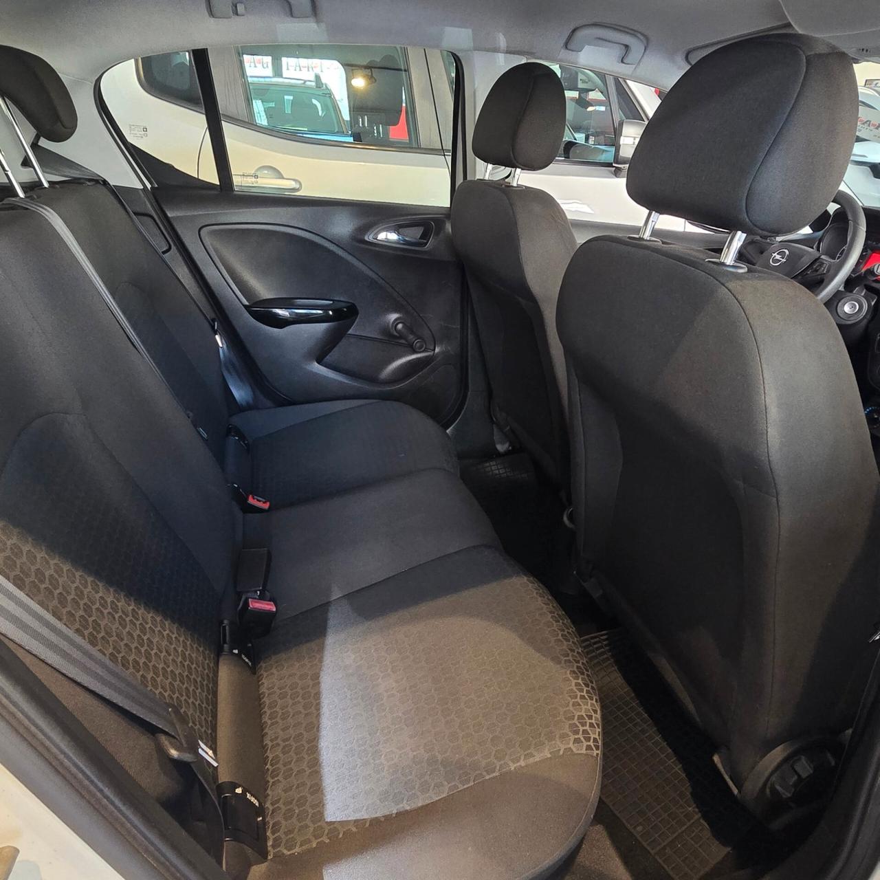 68.000 km - unico proprietario - Opel Corsa 1.2 69cv 5 porte n-Joy