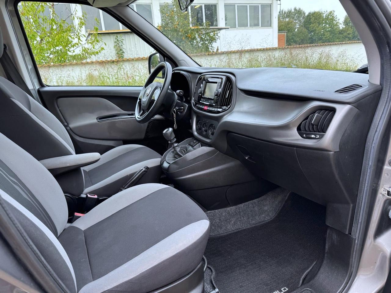 FIAT DOBLO 1.6 MJT XL PEDANA PER DISABILI