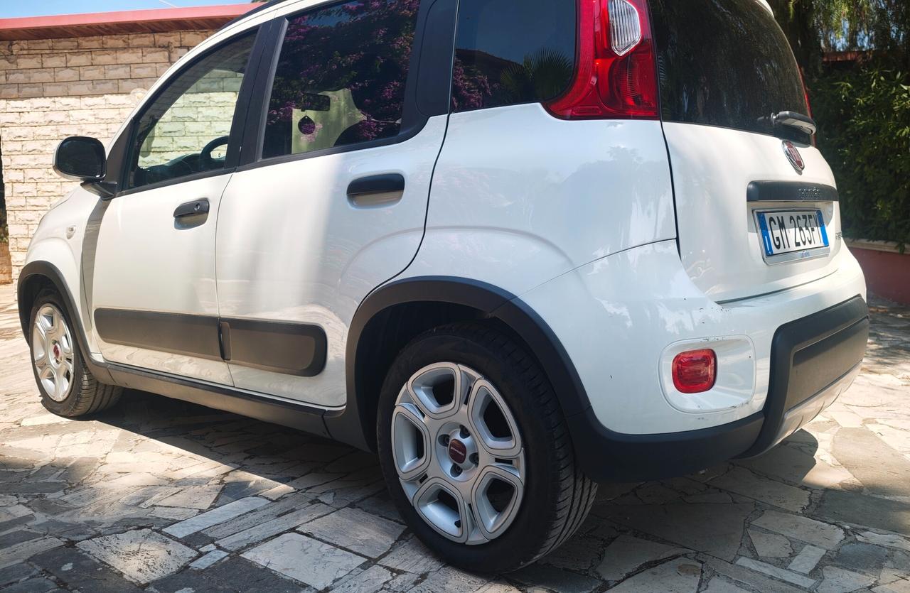 Fiat Panda 1.0 FireFly S&S Hybrid City Cross