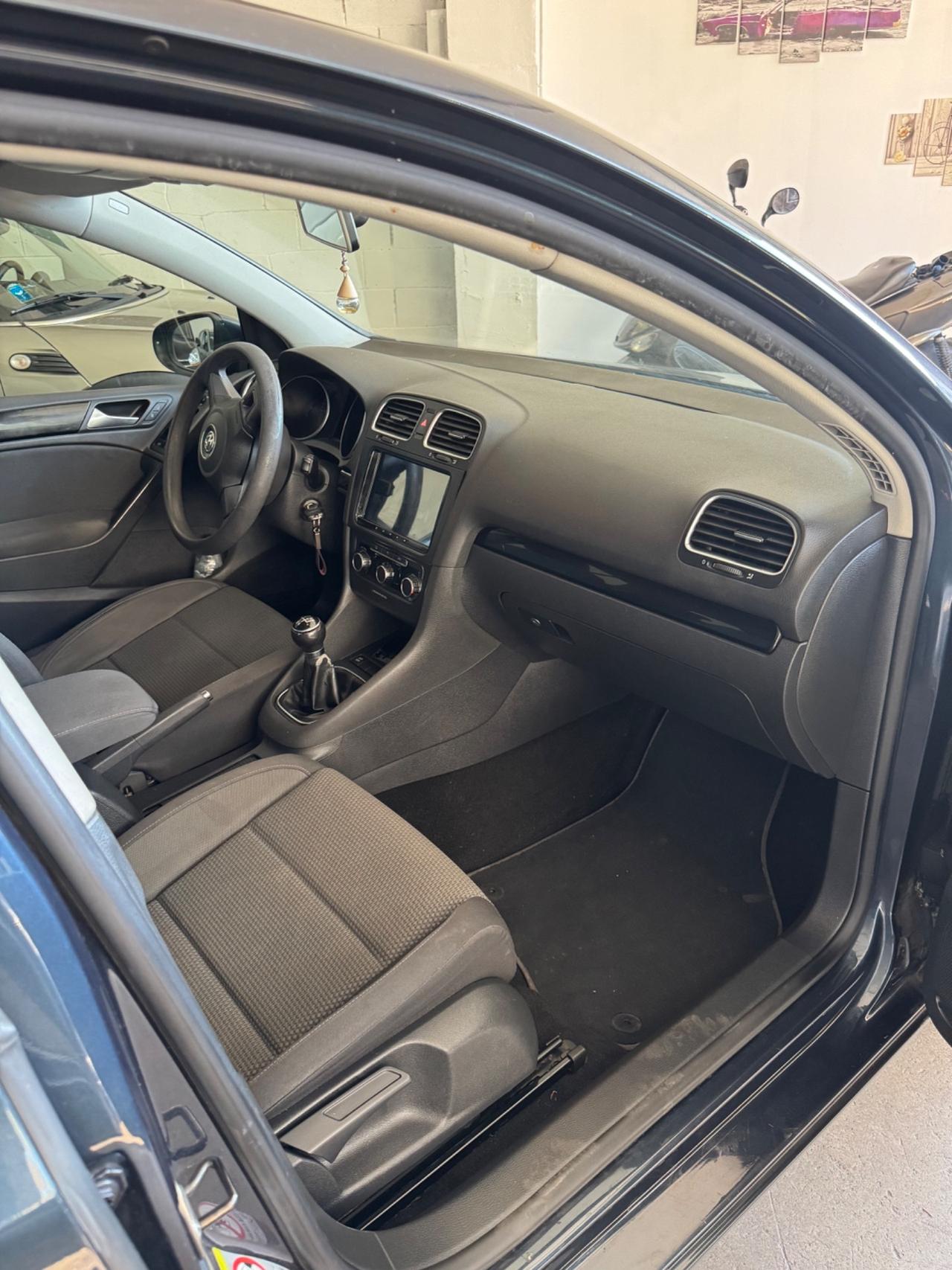 Volkswagen Golf 1.6 TDI DPF 5p. Highline
