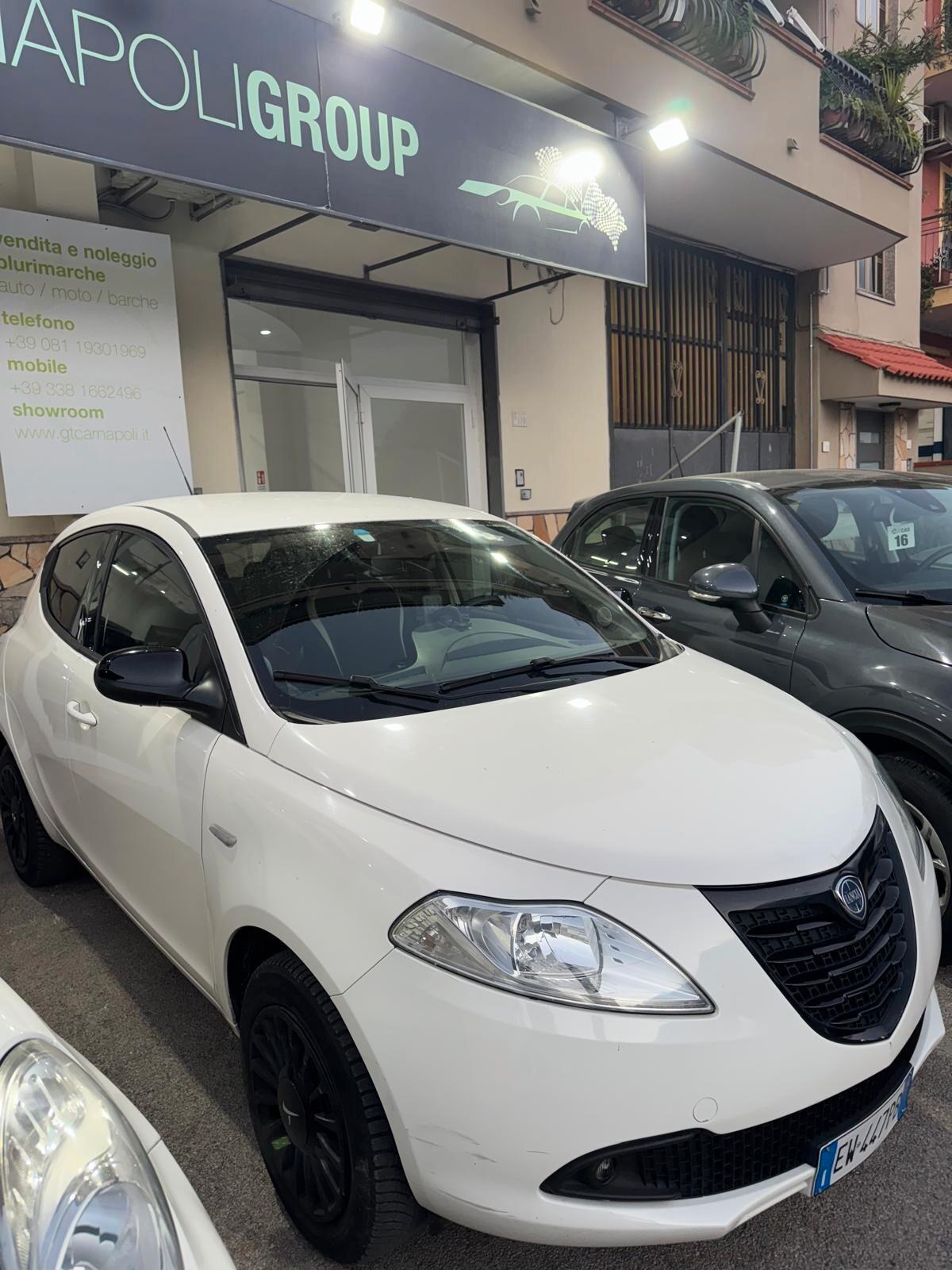 Lancia Ypsilon 0.9 TwinAir 85 CV 5 porte Metano Ecochic Gold
