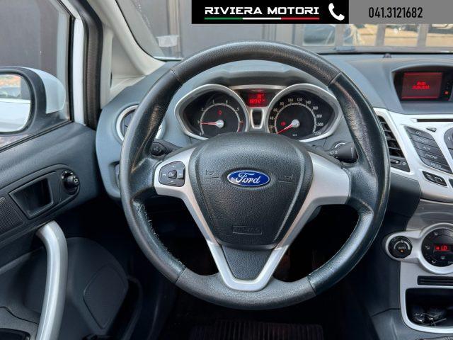 FORD Fiesta 1.4 5 porte Bz.- GPL Titanium
