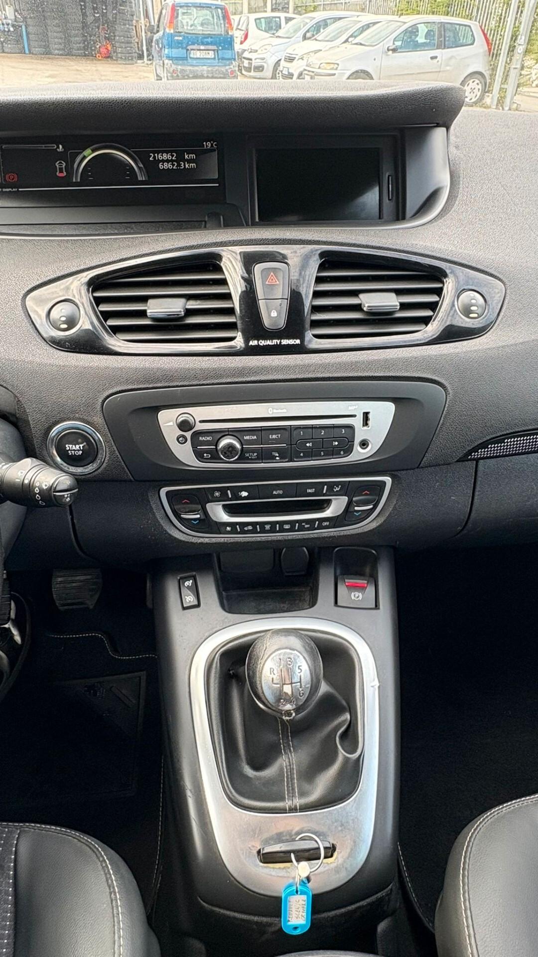Renault Scenic 1.5 DCI JZ14 | DIESEL K9K636 CC 1461 CV 110 KW 81 MULTISPACE, 5 P.