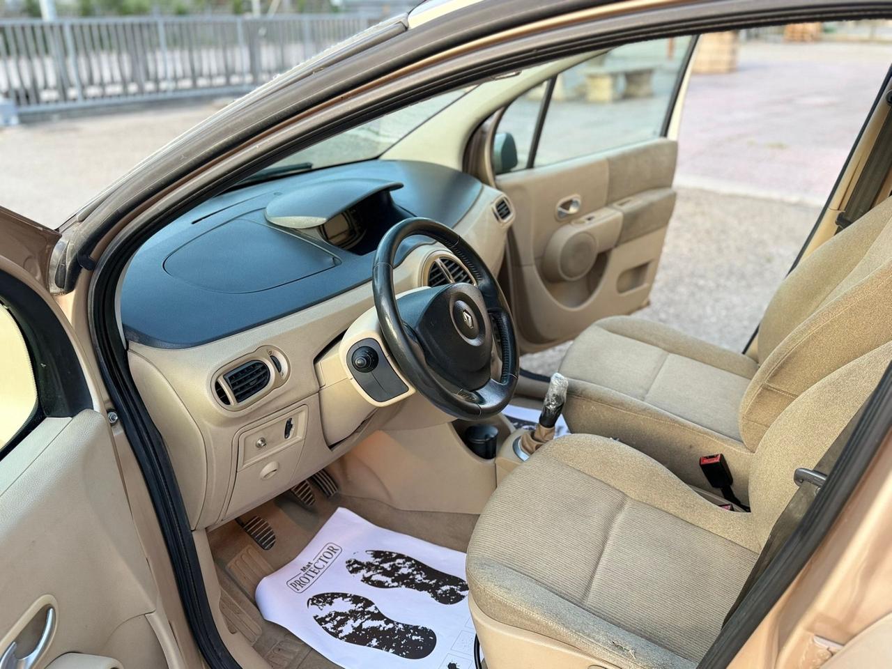 Renault Modus 1.5 dCi 70CV Dynamique
