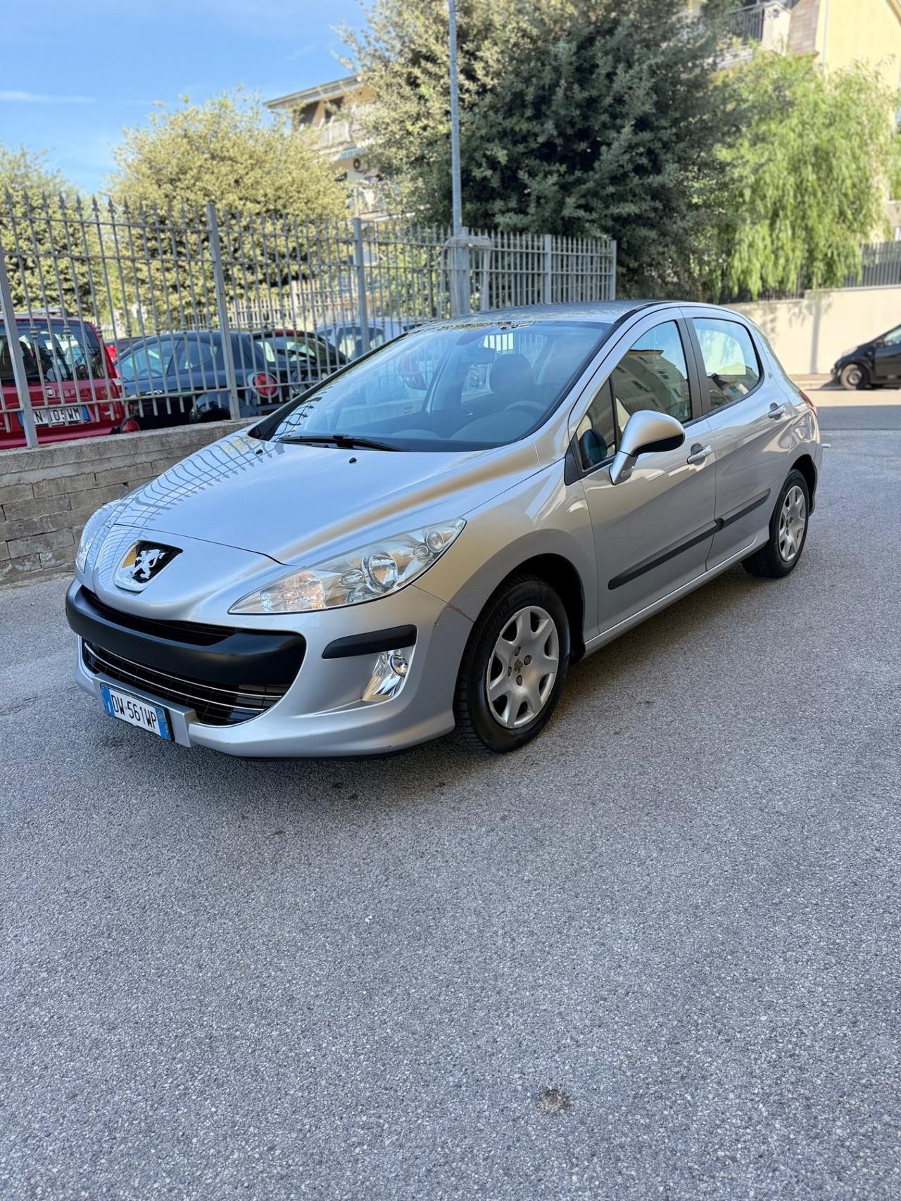 Peugeot 308 1.6 HDi 90CV 5p. Tecno
