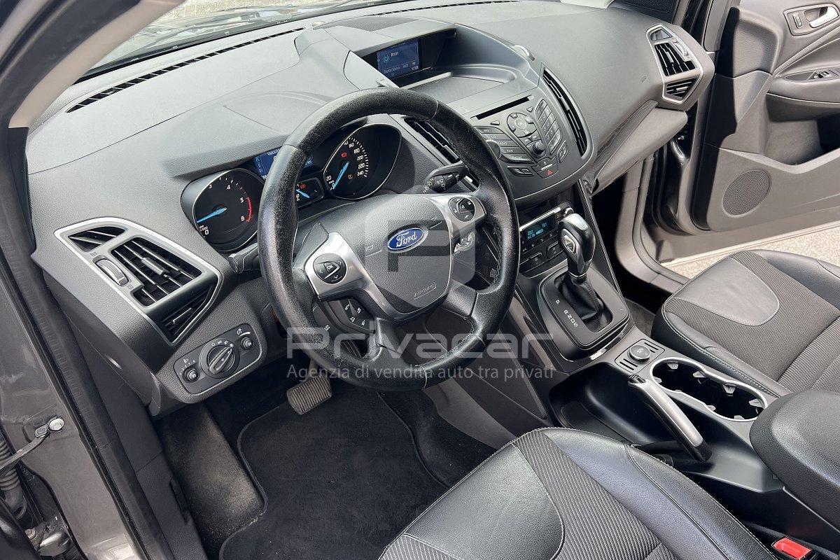 FORD Kuga 2.0 TDCI 150 CV S&S 4WD Powershift Titanium