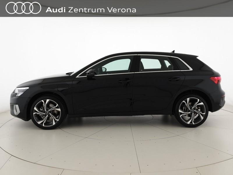 Sportback 40TFSIe 204CV S tronic Business Advanced