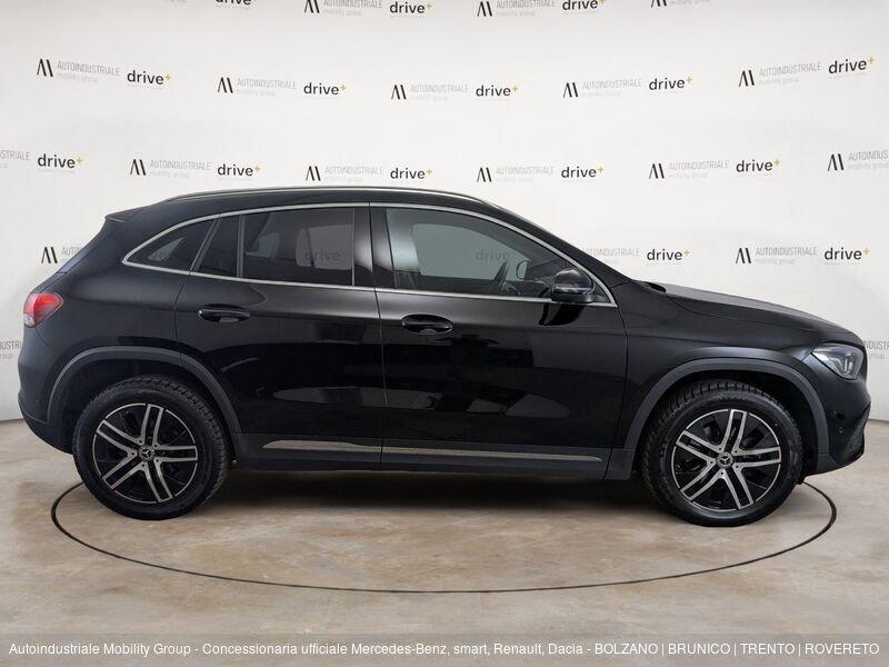 Mercedes-Benz GLA 200 D 4MATIC SPORT PLUS AUTOMATIC