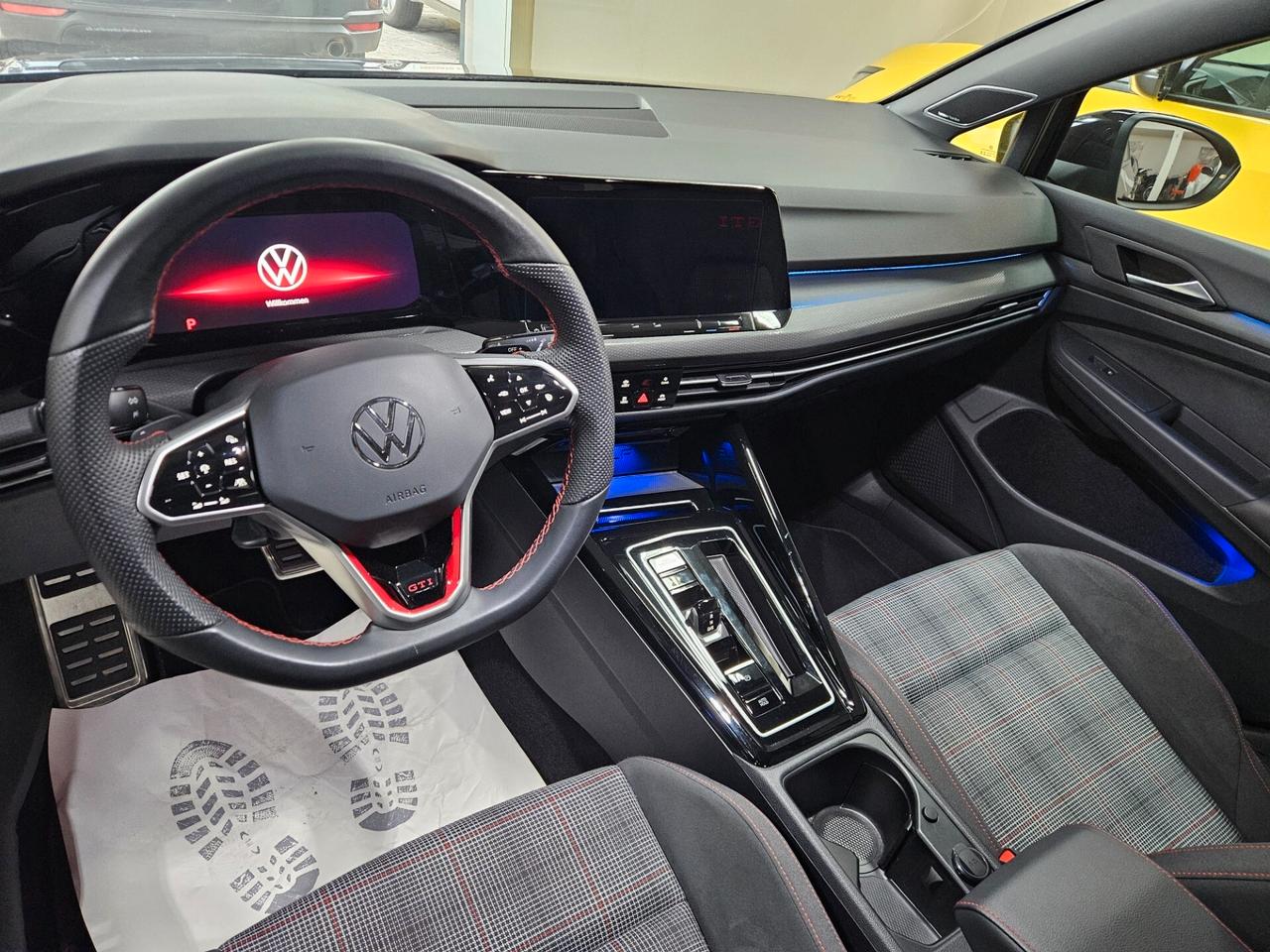 Volkswagen Golf GTI 2.0 TSI DSG- CERCHI '19 - MATRIX - DCC