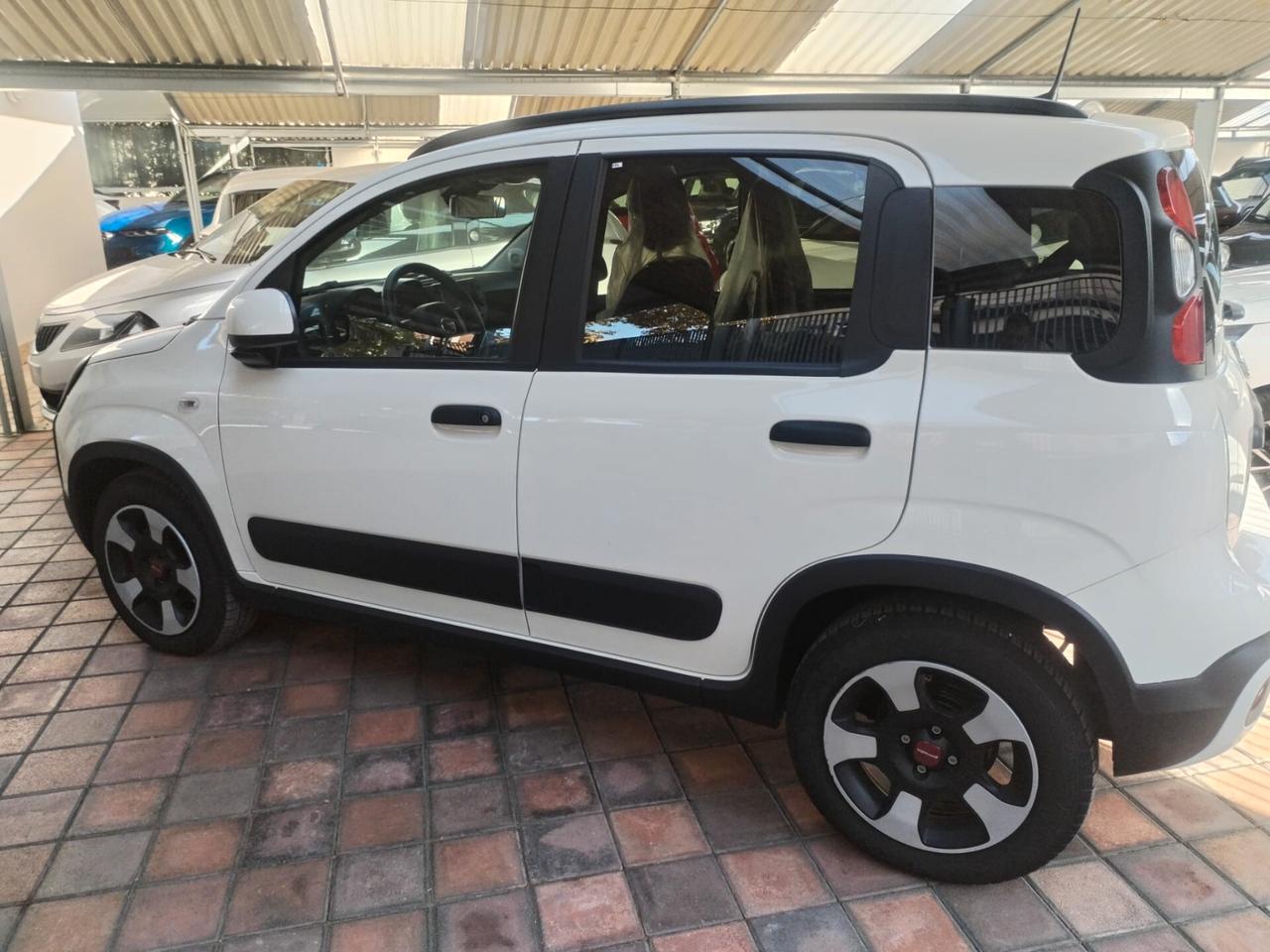 Fiat Panda Cross 1.0 FireFly S&S Hybrid