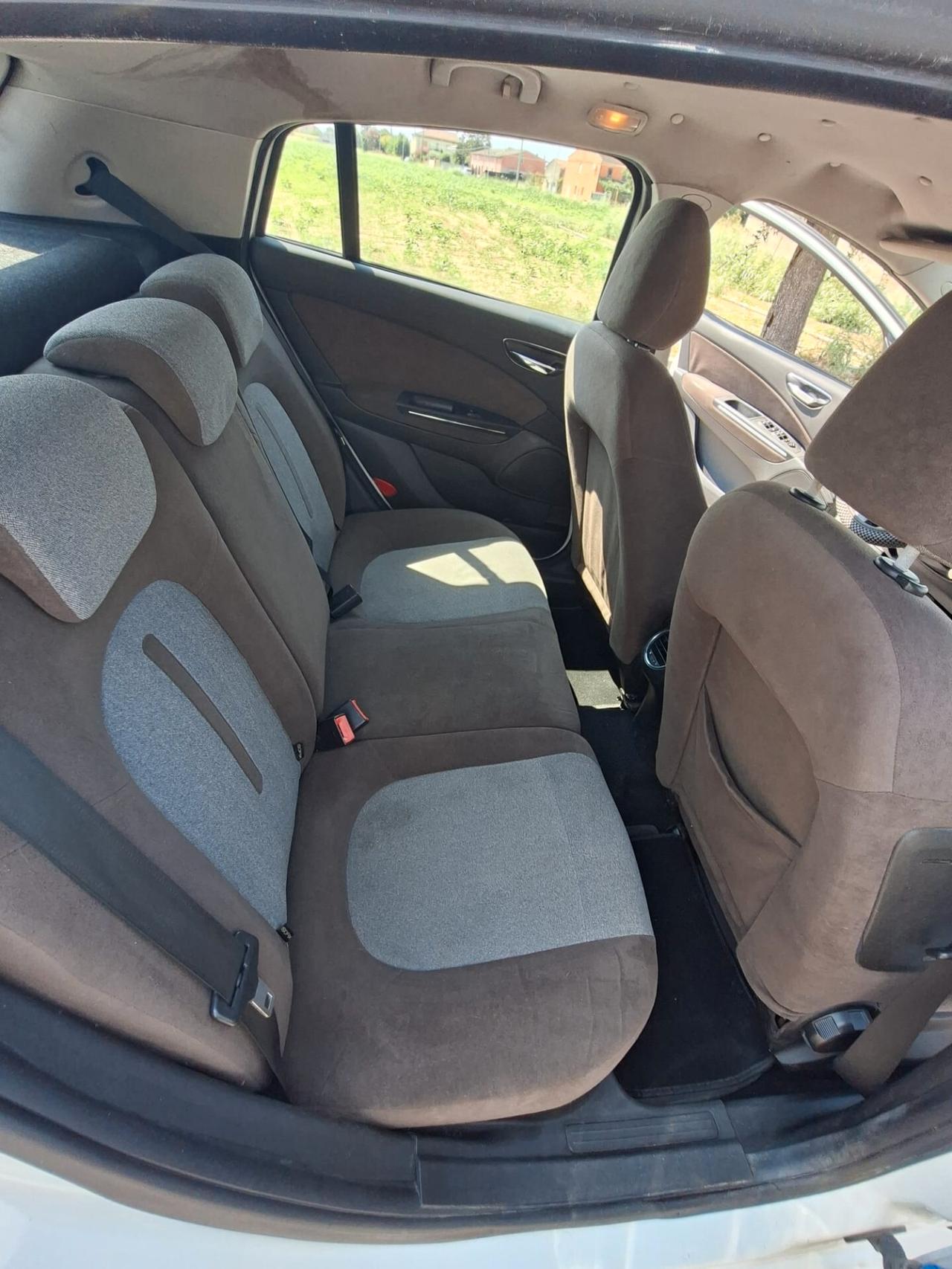 Fiat Bravo 1.6 MJT 105 CV Dynamic neopatentati
